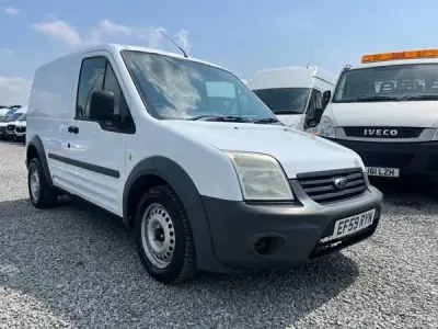Used Ford Transit Connect 75 HP (55 kW) 2010 White MPV