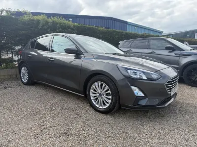 Używany Ford Focus Titanium 2020 Szary Hatchback