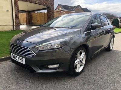 Used Ford Focus Zetec 2016 Grey Hatchback