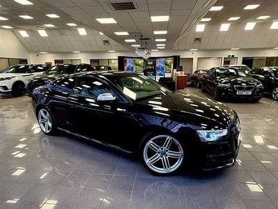 Begagnad Audi A5 Black Edition 2013 Sportkupé