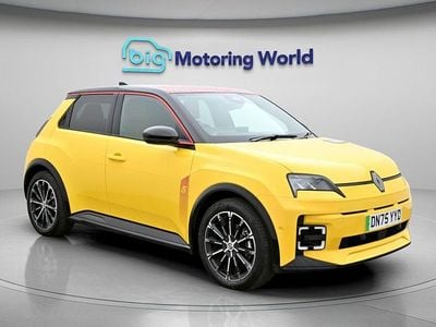 New Renault 5 E-Tech Iconic 108 kW (148 HP) 2025