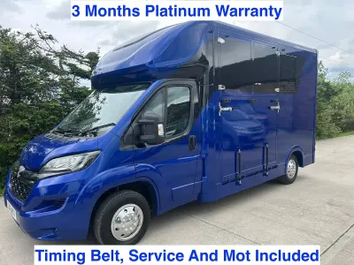 Used Citroën Relay 130 HP (95 kW) 2018 Silver Van