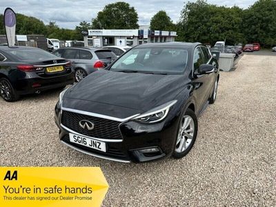 Infiniti Q30