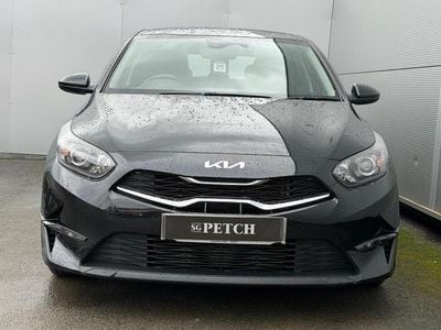 Used Kia Ceed 138 HP (101 kW) 2025 Black Hatchback