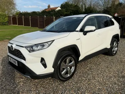 Usado Toyota RAV4 Design 2021 Branco SUV