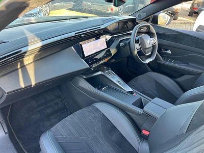 Used Peugeot e-308 GT 113 kW (154 HP) 2024 Green Hatchback