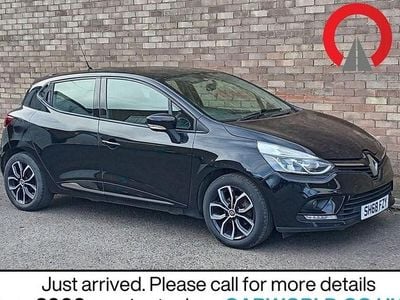 Used Renault Clio IV Play 90 HP (66 kW) 2018 Black Hatchback