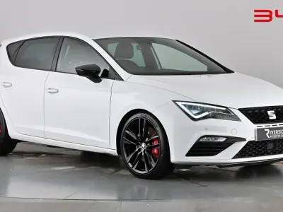 Used Seat Leon CUPRA 300 HP (220 kW) 2018 Nevada white Hatchback