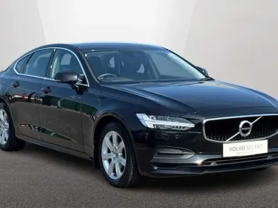 Used Volvo S90 Momentum 188 HP (138 kW) 2019 Black Sedan
