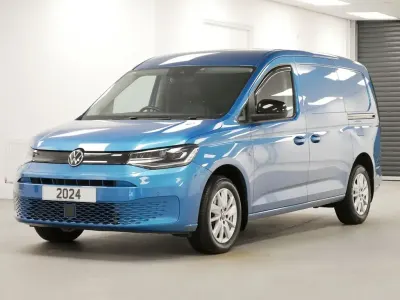 Used VW Caddy Maxi Pro 122 HP (89 kW) 2024 Blue MPV