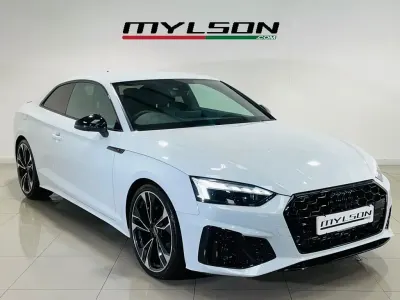Second-hand Audi A5 Black Edition 150 CP (110 kW) 2023 Alb Coupe