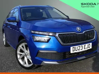 Used Skoda Kamiq SE L Executive 110 HP (80 kW) 2023 Race blue metallic SUV