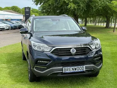Used SsangYong Rexton 181 HP (133 kW) 2018 Blue SUV