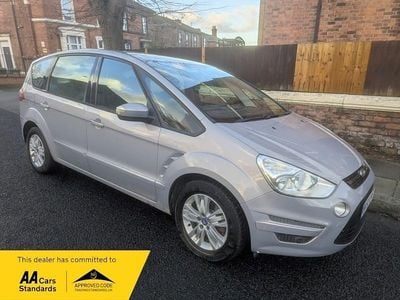 White Used 2010 Ford S-MAX Zetec MPV | £2,250 (A bit pricey)