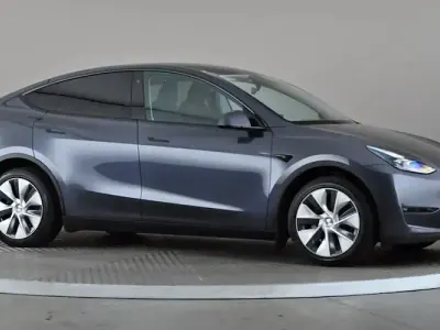 Used Tesla Model Y Long Range AWD 286 kW (389 HP) 2025 SUV