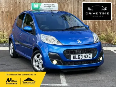 Used Peugeot 107 Allure 68 HP (50 kW) 2014 Blue Hatchback