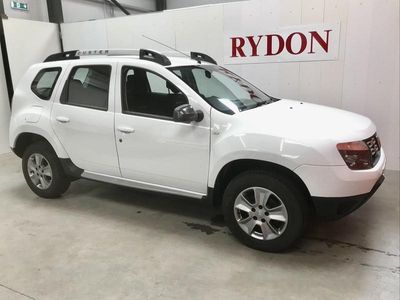 Used Dacia Duster Lauréate 2015 White SUV