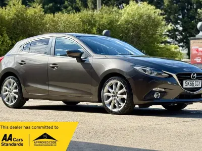 Used Mazda 3 Inclusive 105 HP (77 kW) 2016 Grey Hatchback