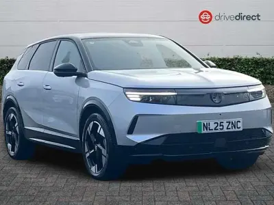 Second-hand Vauxhall Grandland Ultimate 156 kW (213 CP) 2025 Gri SUV