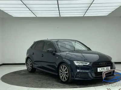 Usado Audi A3 Black Edition 150 HP (110 kW) 2019 Sedan