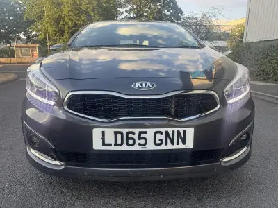 Used Kia Ceed 134 HP (98 kW) 2015 Silver Hatchback