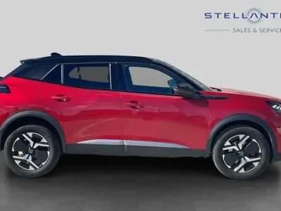 Usado Peugeot 2008 GT 134 CV (98 kW) 2024 Rojo SUV