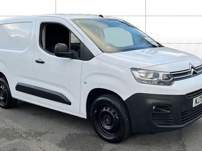 Used Citroën Berlingo PureTech 110 HP (80 kW) 2021 MPV