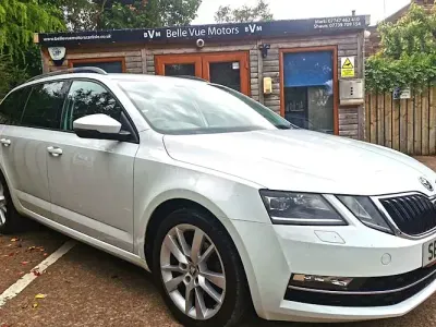 Used Skoda Octavia SE L 150 HP (110 kW) 2017 White Estate