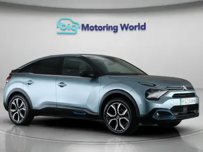 Used Citroën e-C4 Shine 100 kW (136 HP) 2022 Blue Hatchback