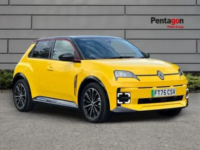 Usado Renault R5 Iconic 110 kW (150 HP) 2026 Other Citadino