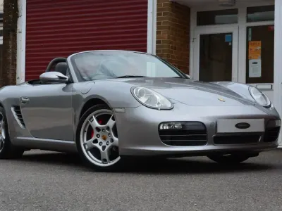 Second-hand Porsche Boxster 280 CP (205 kW) 2005 Argintiu Cabrio