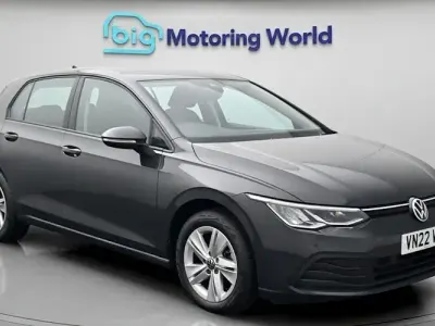 Używany VW Golf VIII Life 131 KM (96 kW) 2024 Hatchback