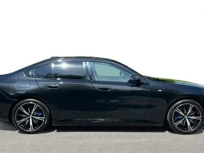 Used BMW i5 M Sport 250 kW (340 HP) 2025 Sedan