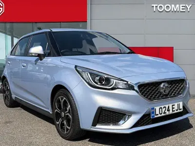 Used MG MG3 Exclusive 106 HP (77 kW) 2024 Silver Hatchback