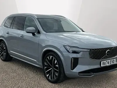 Used Volvo XC90 Ultra 250 HP (183 kW) 2025 Grey SUV