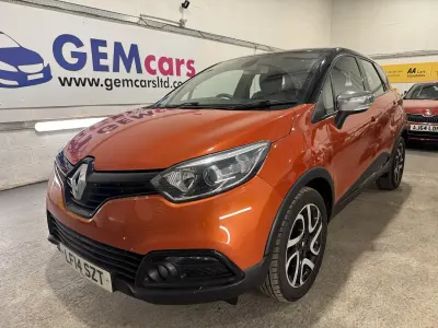 Used Renault Captur Dynamique 90 HP (66 kW) 2014 Orange SUV