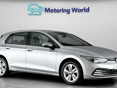 Used VW Golf VII S 131 HP (96 kW) 2021 Silver Hatchback