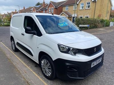 Used Peugeot Partner 131 HP (96 kW) 2020 White MPV