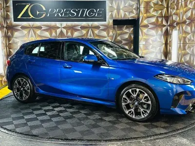 Begagnad BMW 120 M Sport 156 HK (114 kW) 2026 Halvkombi
