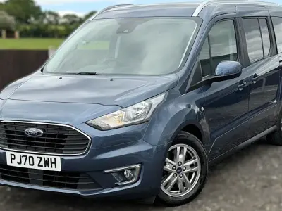 Used Ford Grand Tourneo Connect Titanium 120 HP (88 kW) 2020 Blue MPV