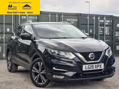 Used Nissan Qashqai N-Connecta 150 HP (110 kW) 2019 Black SUV