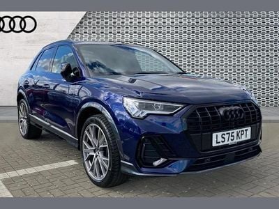 Begagnad Audi Q3 Black Edition 150 HK (110 kW) 2025 Blå SUV