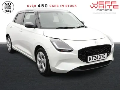 Used Suzuki Swift 82 HP (60 kW) 2024 White Hatchback