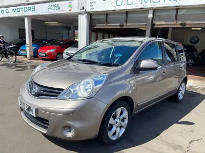 Używany Nissan Note Tekna 110 KM (80 kW) 2010 Beżowy Hatchback