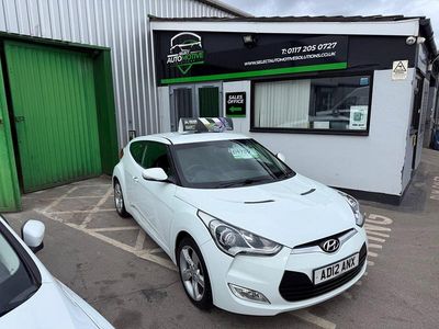 Used Hyundai Veloster 140 HP (102 kW) 2012 White Coupe
