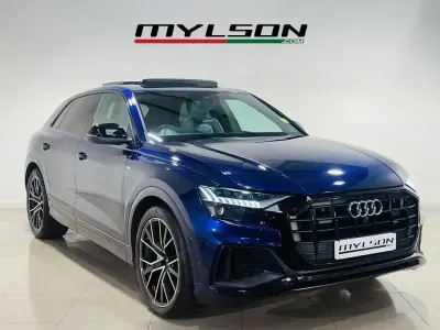 Begagnad Audi Q8 Advanced 286 HK (210 kW) 2019 Blå SUV