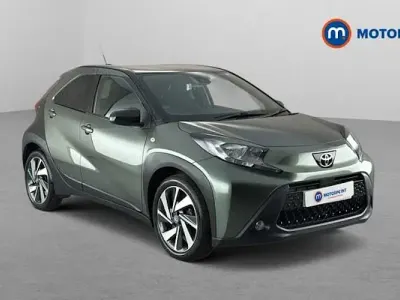 Used Toyota Aygo X 72 HP (52 kW) 2023 Green SUV
