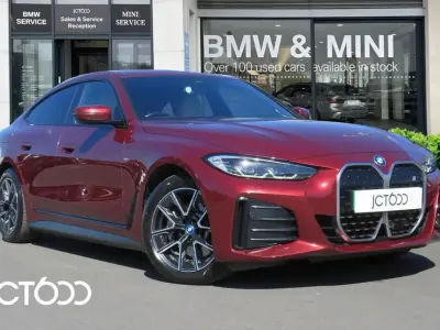 Usado BMW i4 M Sport 250 kW (340 CV) 2023 Rojo Berlina