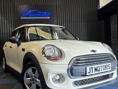 Used Mini ONE Hatch 102 HP (75 kW) 2015 White Hatchback