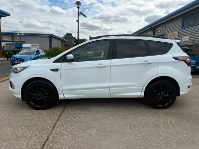 Used Ford Kuga ST-Line X 150 HP (110 kW) 2018 White SUV